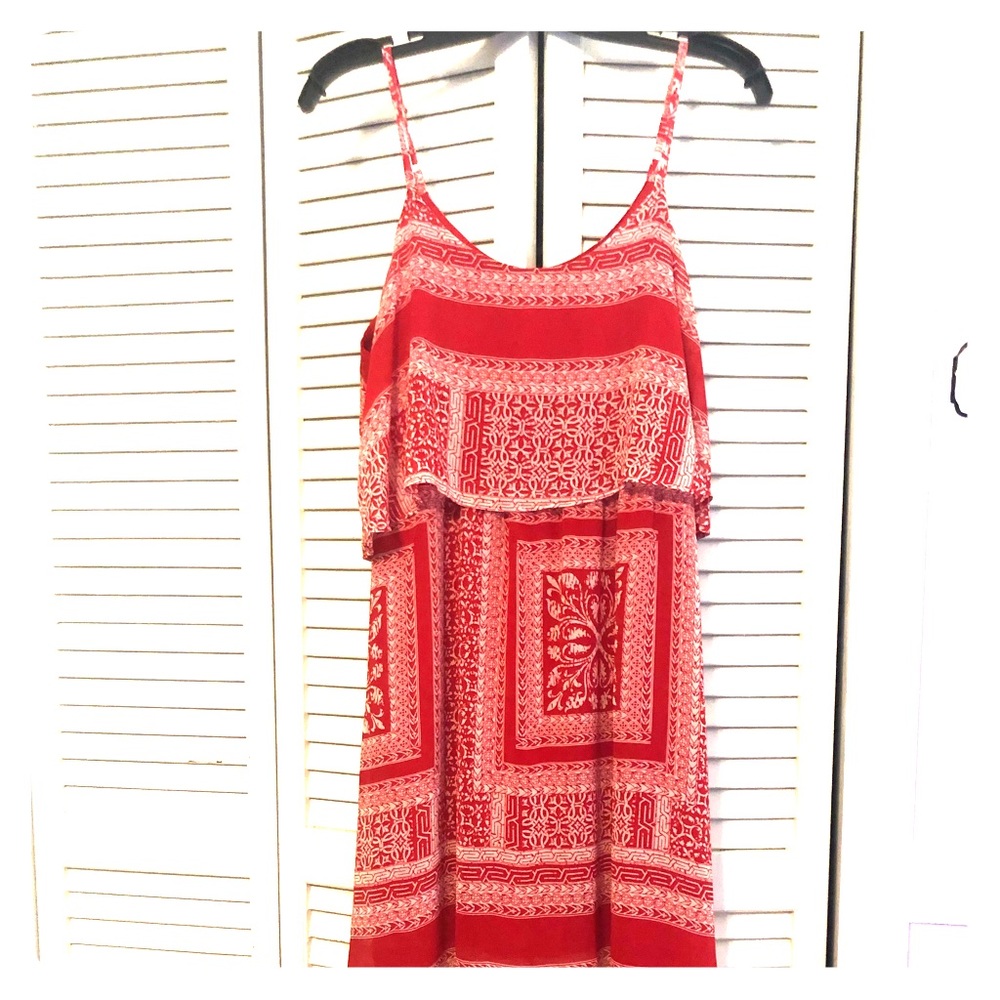 🎶Fun, comfy, red/white summer, high low dress🎶